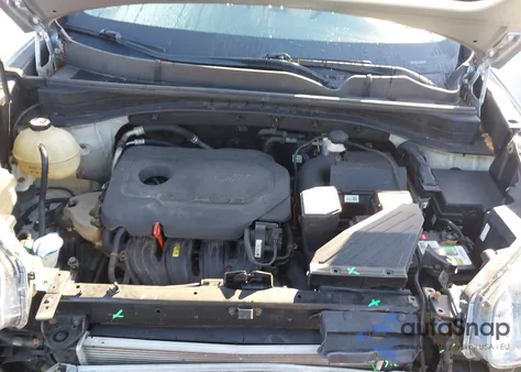 2017 Kia Sportage Lx z USA, uszkodzony, nr VIN KNDPM3AC1H7073281